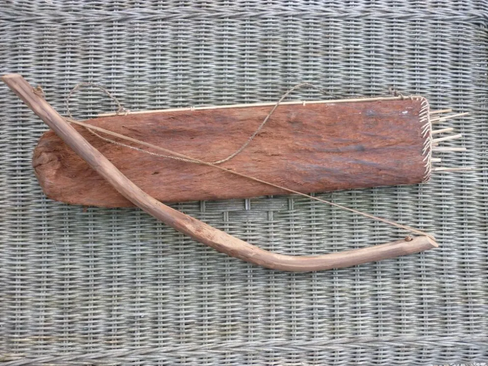 Arc, flèches avec son carquois