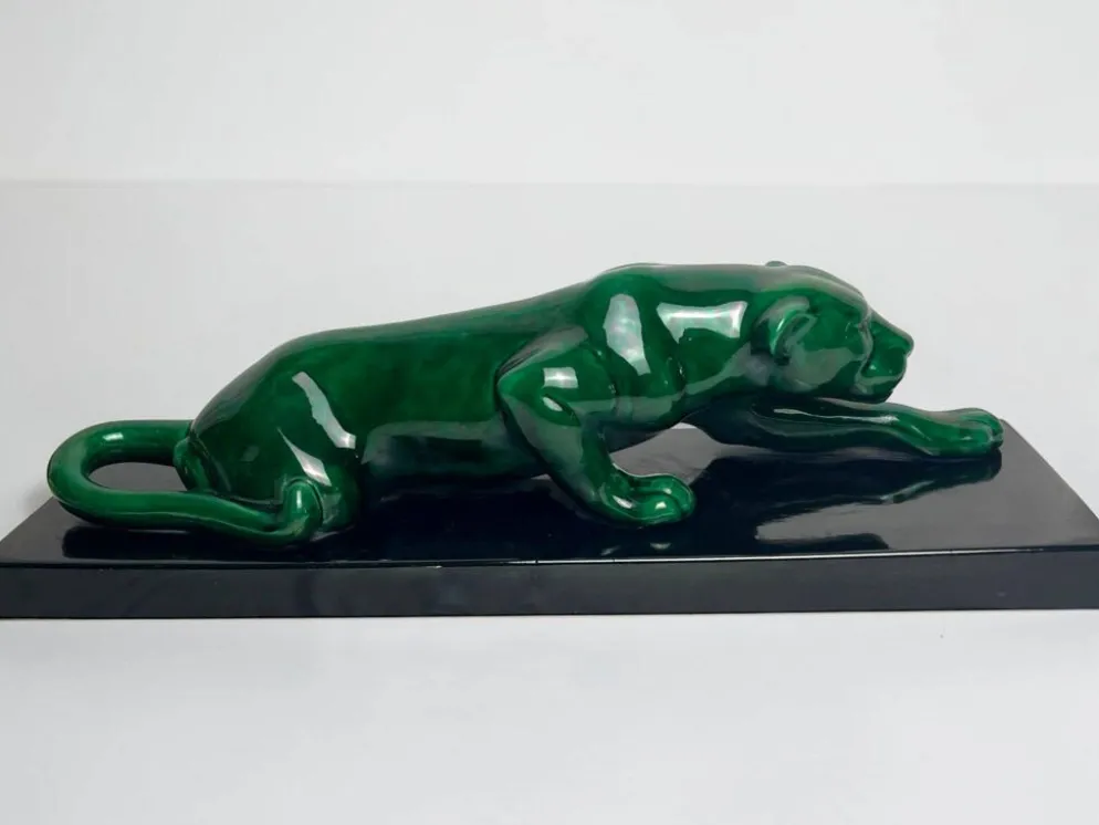 Art déco, sculpture panthère céramique verte vers 1930