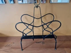 Attribué à Jacques Adnet (1900-1984) - Porte revue en métal laqué noir