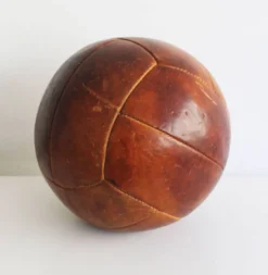 Ballon de médecine vintage des années 1950 de la marque Gala