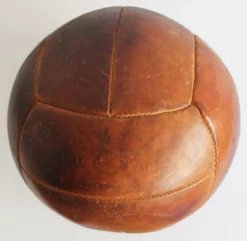 Ballon de médecine vintage des années 1950 de la marque Gala