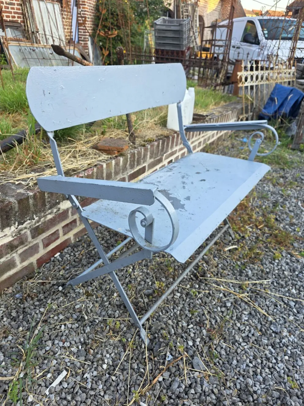 Banc de jardin ancien en fer forgé massif