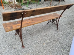 Banc de jardin en bois et fonte