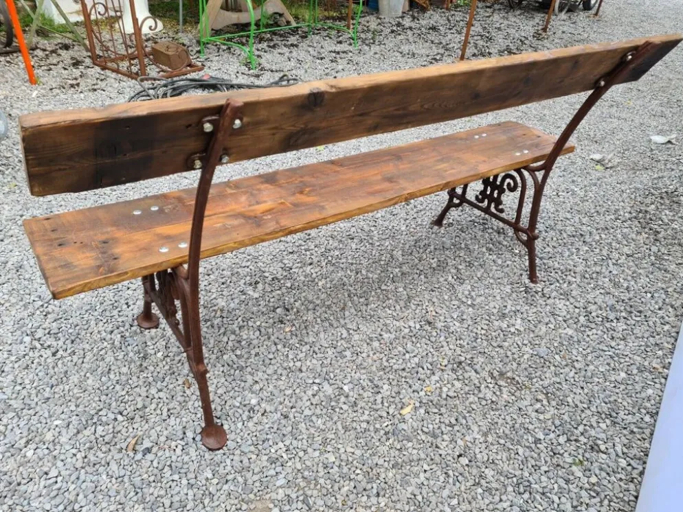Banc de jardin en bois et fonte