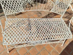 Banc de jardin en fer