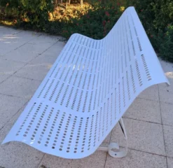 Banc de jardin en fer