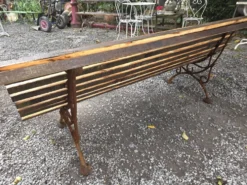 Banc de jardin en fonte avec lattes en bois