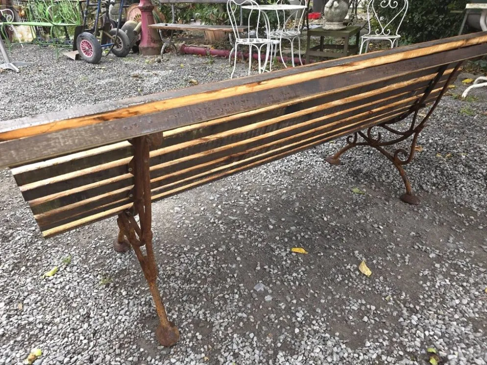 Banc de jardin en fonte avec lattes en bois