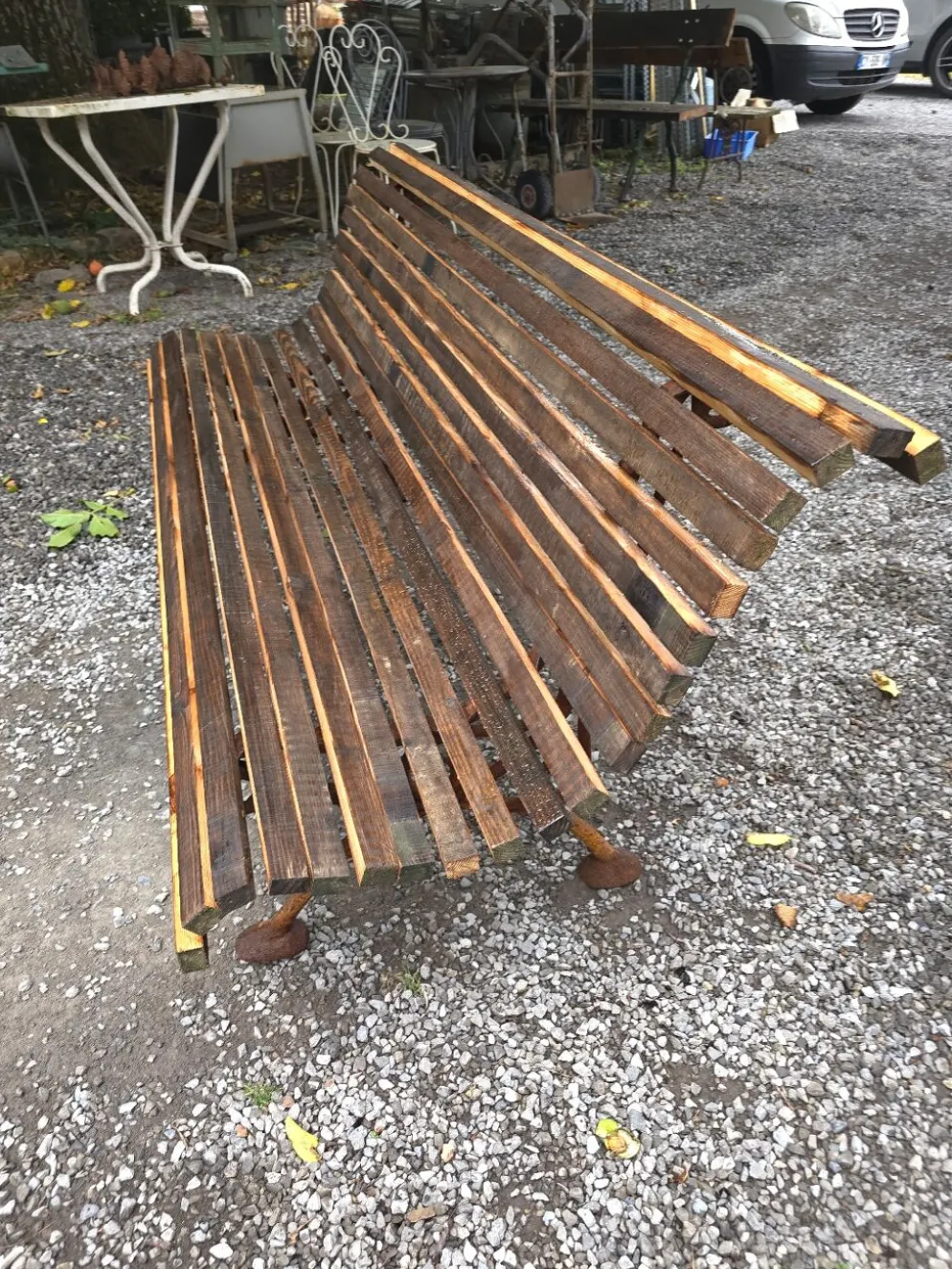 Banc de jardin en fonte avec lattes en bois