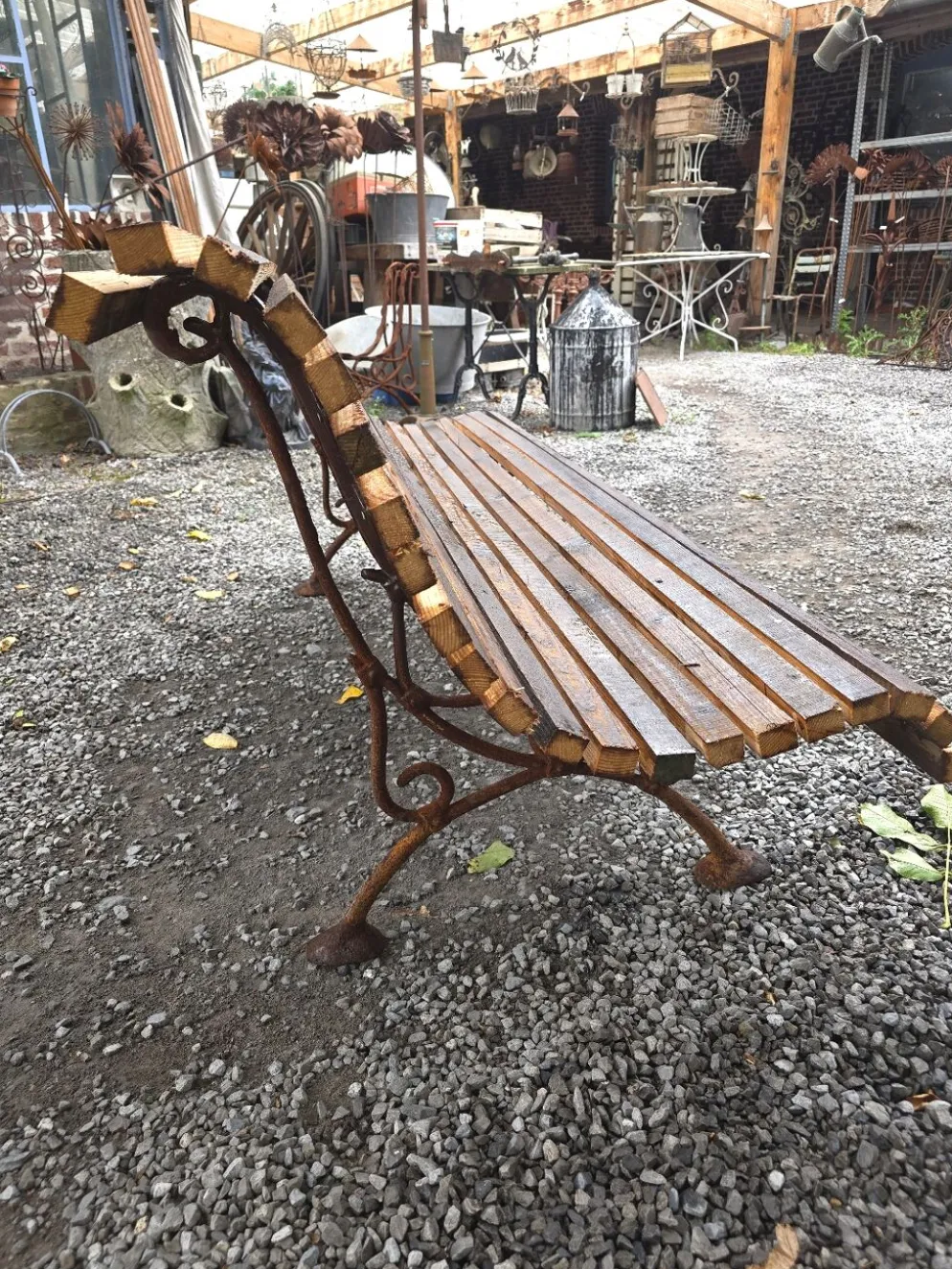 Banc de jardin en fonte avec lattes en bois