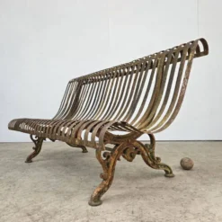 Banc de jardin en fonte fin 19ème à lames renversées