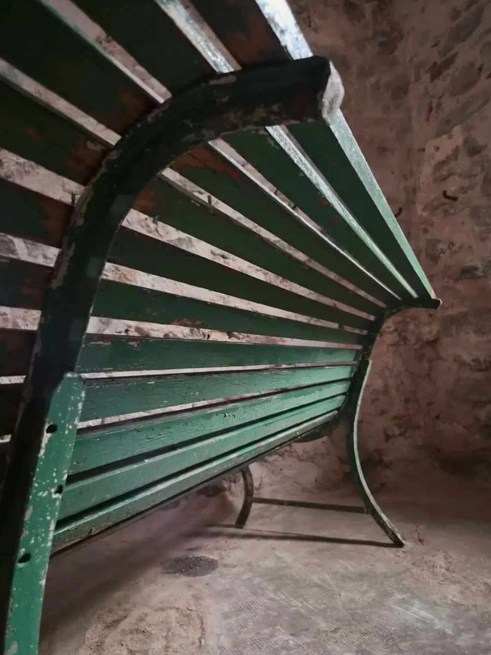 Banc de jardin français en bois et fer, années 1950