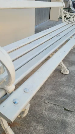 Banc de jardin signé Godin en fonte de maison bourgeoise
