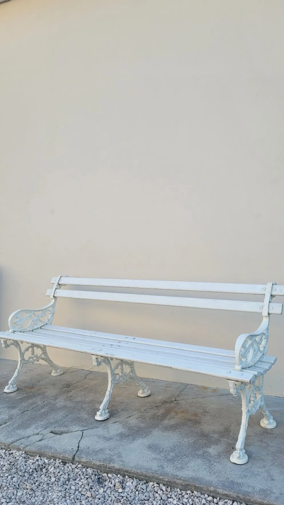 Banc de jardin signé Godin en fonte de maison bourgeoise
