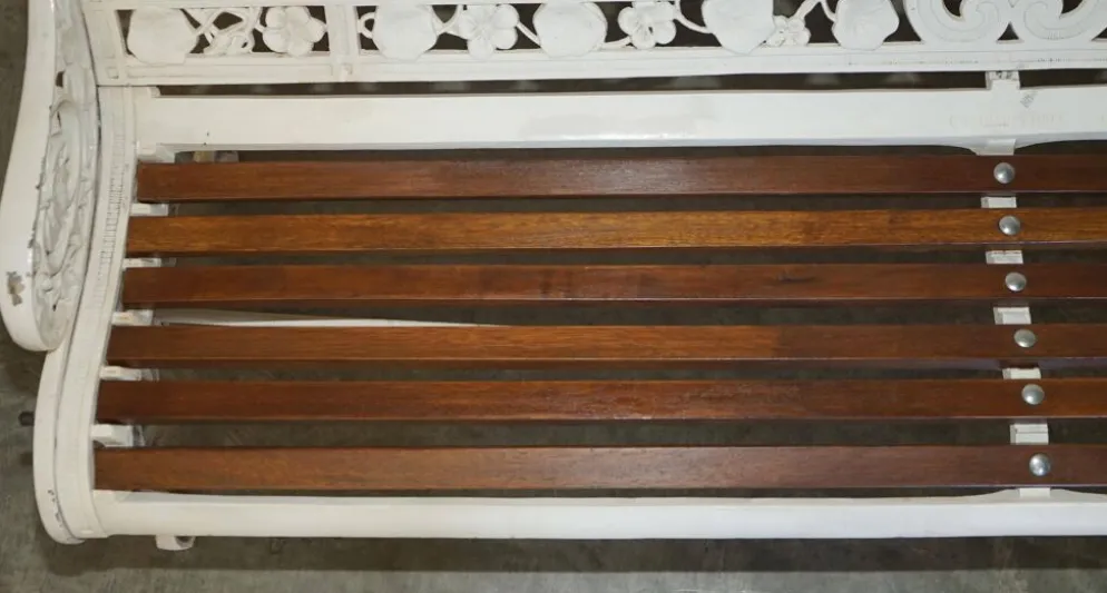 Banc de jardin style victorien 1870 motif Capucine Coalbrookdale