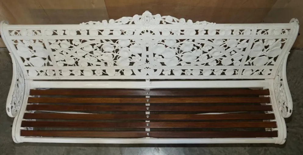 Banc de jardin style victorien 1870 motif Capucine Coalbrookdale