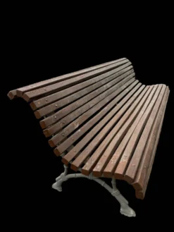 Banc de la ville de Barcelone en fonte et bois