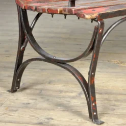 Banc de parc en fer riveté années 1920