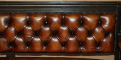 Banc de pub victorien Chesterfield en cuir restauré
