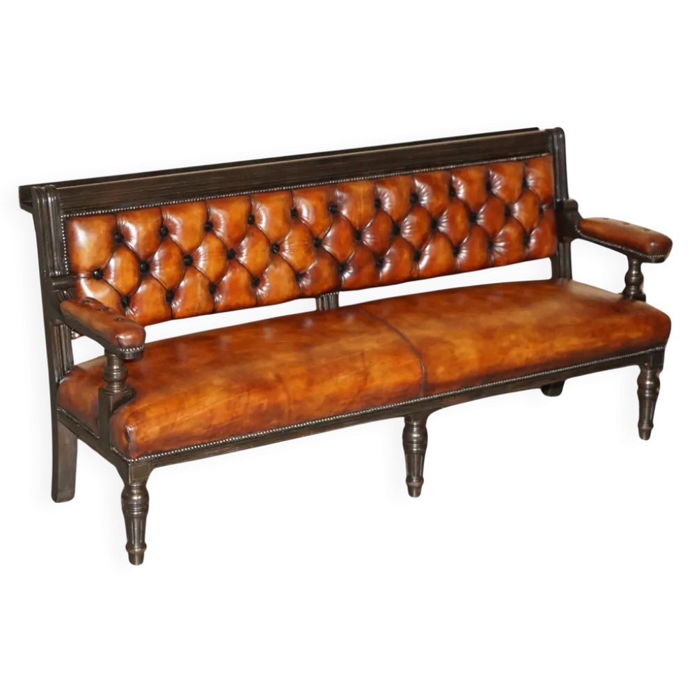 Banc de pub victorien Chesterfield en cuir restauré