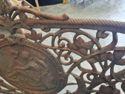 Banc en fonte