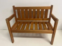 Banc et chaise enfant