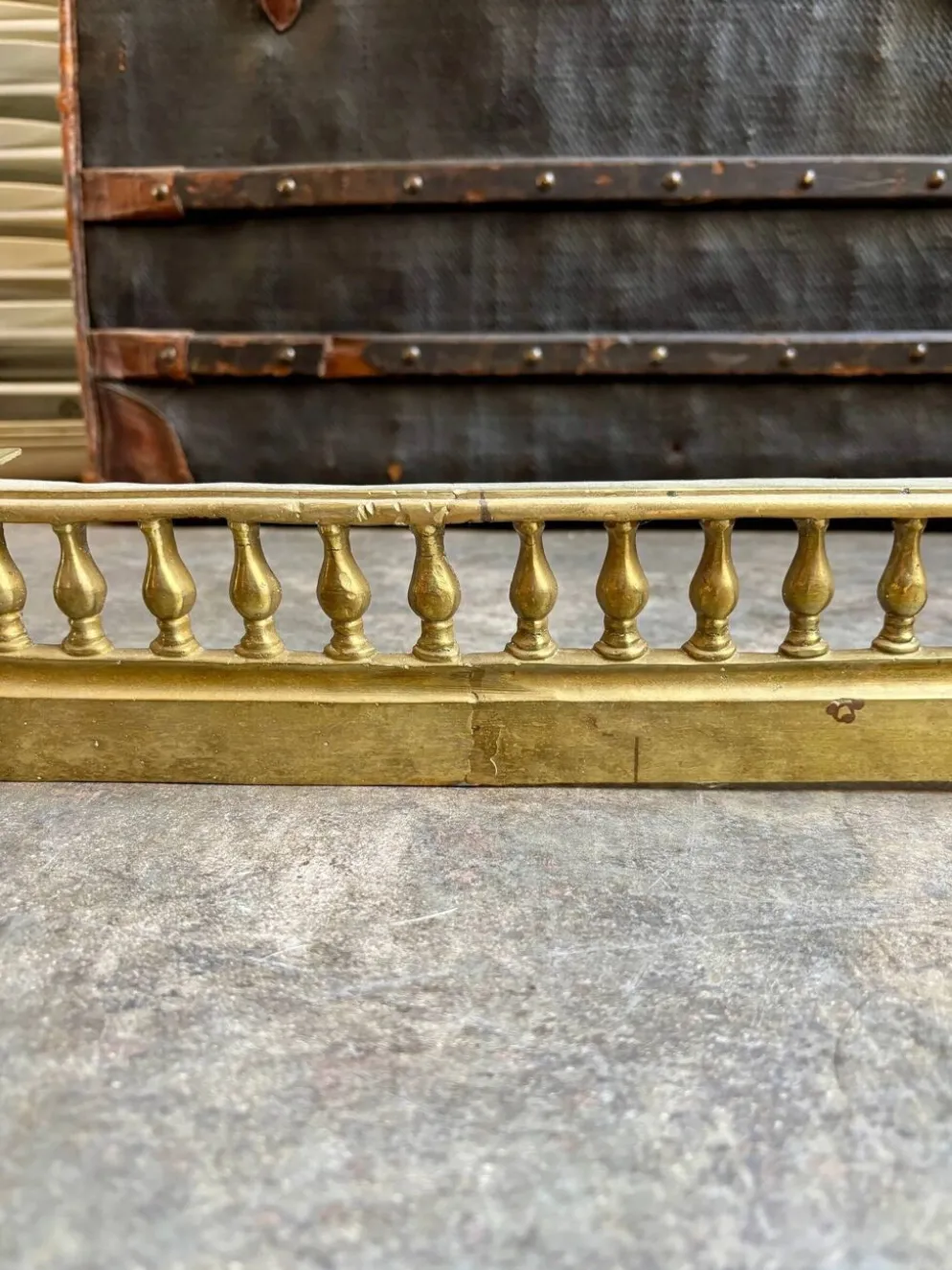 Barre de foyer de cheminée en bronze doré