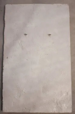 Bas-relief au décor floral