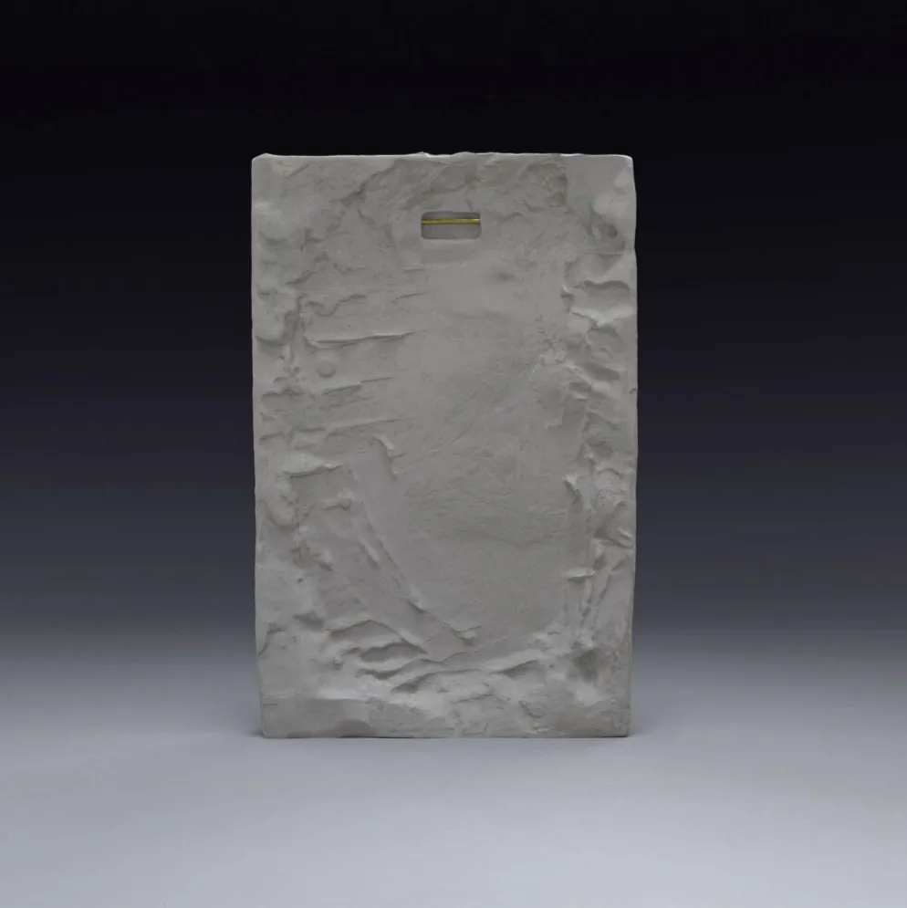 Bas-relief en plâtre d'une feuille d'acanthe.