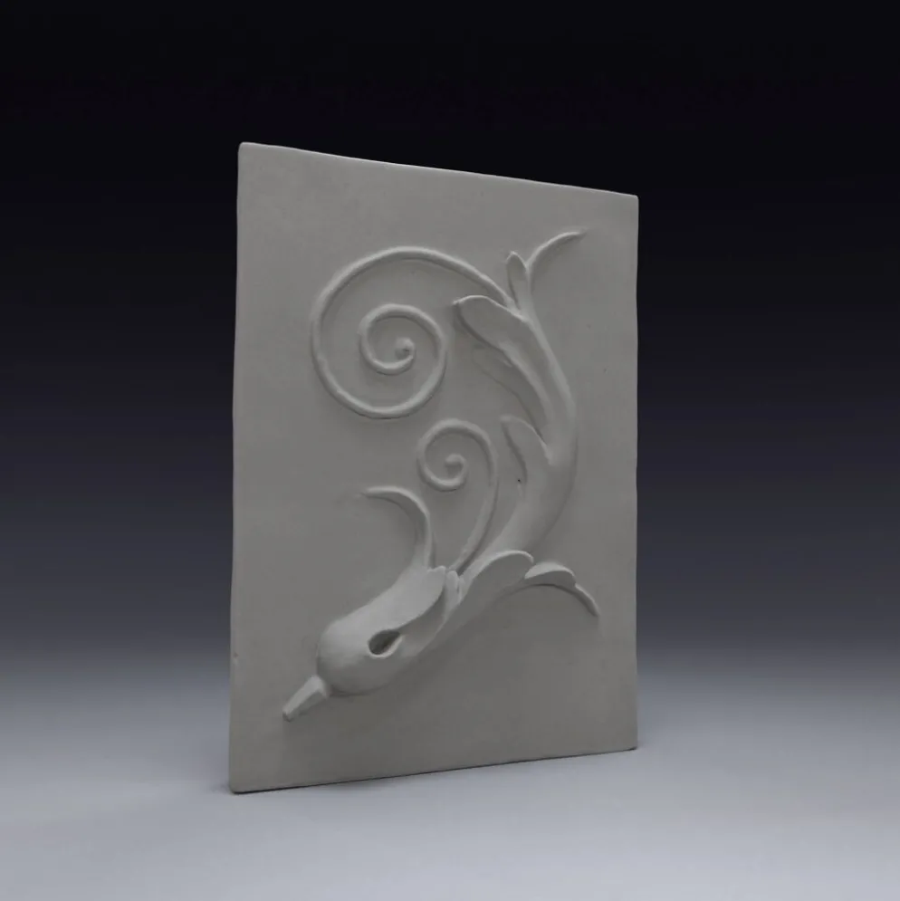 Bas-relief en plâtre d'une feuille d'acanthe.