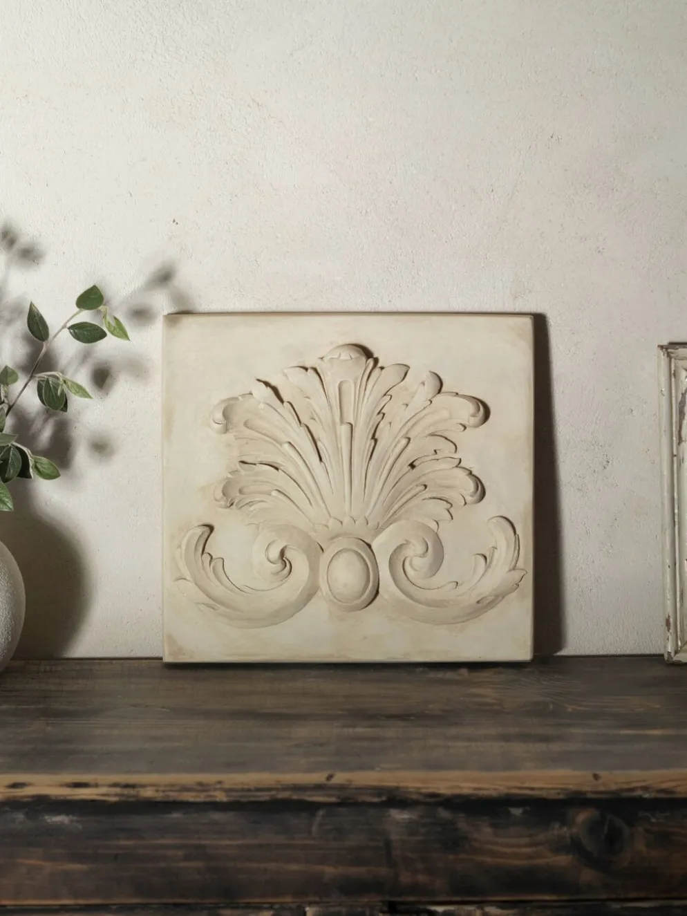 Bas relief selon un modèle du XVIIème s.