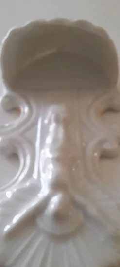 Benitier ancien porcelaine de Sèvres XIXème signé MF