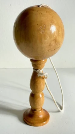 Bilboquet vintage bois massif