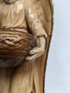 Bénitier céramique ange ailé antique objet religieux décoration campagne