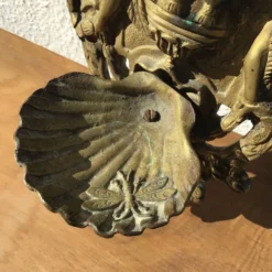 Bénitier en bronze