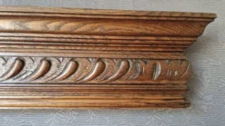 Boiserie fronton relief sculpté ornementation XIXe