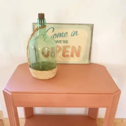 Bonbonne vintage en verre et raphia