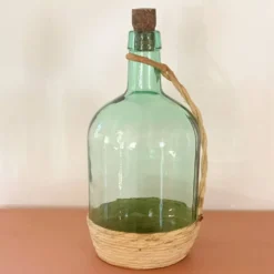 Bonbonne vintage en verre et raphia