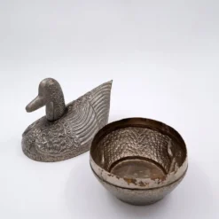 Boîte à bétel birmane en forme de canard, années 1950
