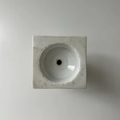 Bougeoir classique en porcelaine