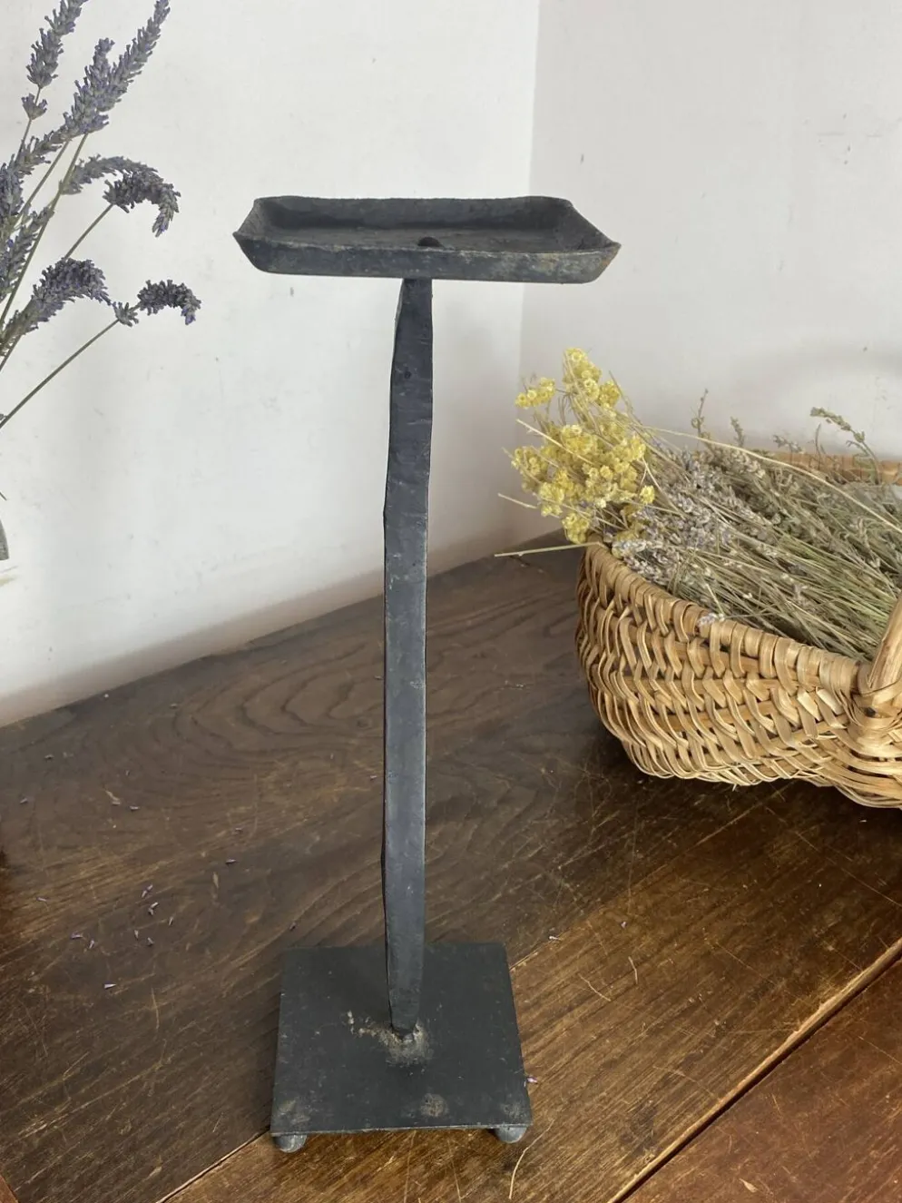 Bougeoir moderniste en fer forgé