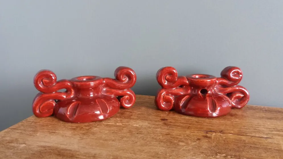 Bougeoirs en céramique artisanale bordeaux