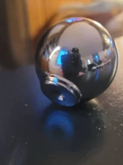2 boutons de meuble en laiton chromé