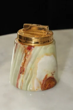 Briquet de table en onyx et laiton