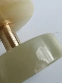 Briquet de table piezo onyx et métal doré, kogen 1970-1980