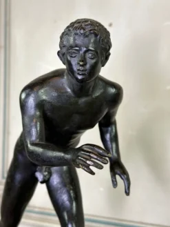 Bronze Grand Tour, un des deux coureurs de la Villa des Papyri, patine noire vers 1880