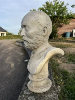 Buste ancien en plâtre, début XXeme