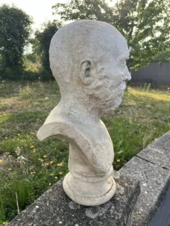 Buste ancien en plâtre, début XXeme
