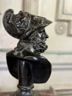 Buste d’Ajax, bronze patine noire sur un socle en marbre noir de Belgique, XIXème siècle