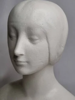 Buste d’après Laurana style renaissance, dit d’Aragon, plâtre patiné, 33 cm